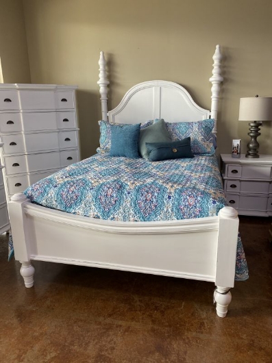 Picture of QUEEN SMITHFIELD BED - HB