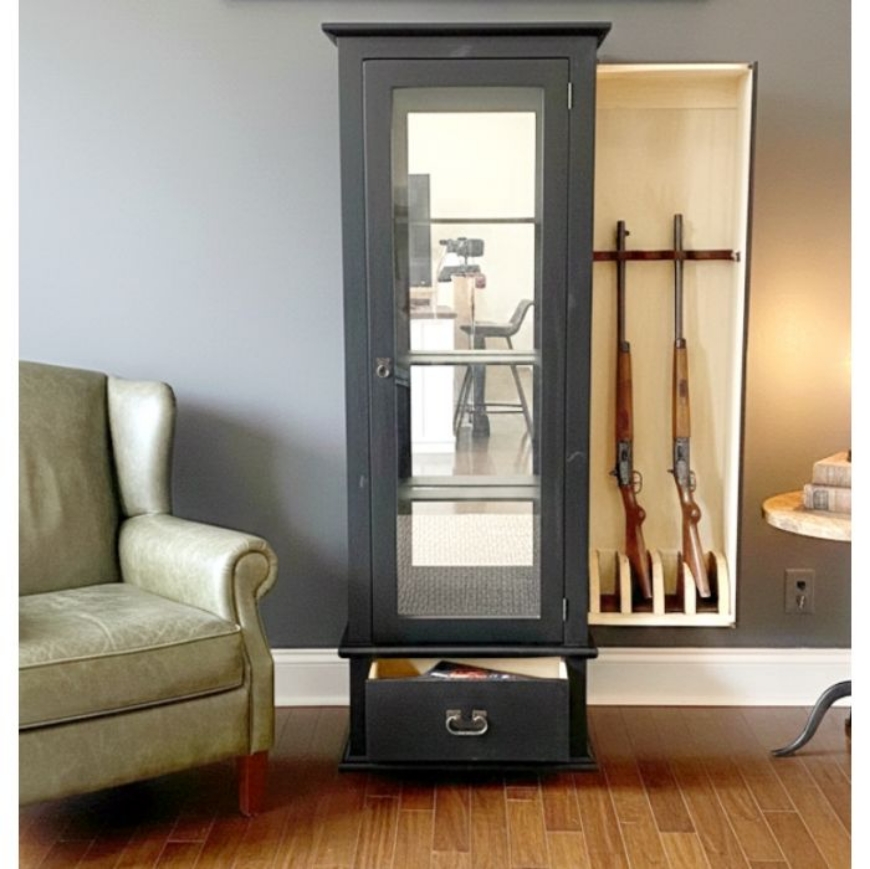 Picture of GUN CURIO WITH MIRRORED BACK